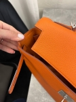Сумка женская Kelly, 32 PHW Hermes Артикул LUX-107206. Вид 3