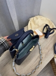 Сумка женская Capucines Louis Vuitton Артикул LUX-107218. Вид 5