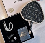 Веер   Chanel Артикул LUX-107726. Вид 2