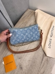 Сумка  женская Louis Vuitton Артикул LUX-107968. Вид 4