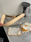 Сумка  женская Louis Vuitton Артикул LUX-107965. Вид 3