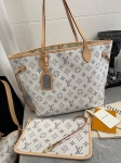 Сумка  женская Louis Vuitton Артикул LUX-107964. Вид 2