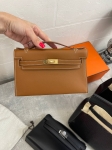 Сумка женская  Kelly Pochette  Swift Leather Hermes Артикул LUX-108235. Вид 2
