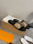 Шлепанцы Louis Vuitton Артикул LUX-108326. Вид 5