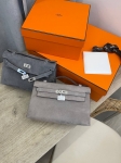 Сумка женская  Kelly Pochette, GHW Hermes Артикул LUX-108382. Вид 1