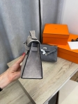 Сумка женская  Kelly Pochette, GHW Hermes Артикул LUX-108382. Вид 3
