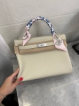 Сумка женская Kelly, 32, PHW Hermes Артикул LUX-108700. Вид 1