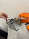 Сумка женская   Kelly Pochette  Swift Leather Hermes Артикул LUX-109001. Вид 3