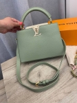 Сумка женская Capucines Louis Vuitton Артикул LUX-109044. Вид 6