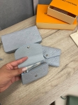 Визитница Louis Vuitton Артикул LUX-109511. Вид 3