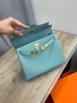 Сумка женская Kelly 25, GHW Togo Hermes Артикул LUX-110091. Вид 3