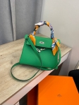 Сумка женская  Kelly, 25, PHW Togo leather Hermes Артикул LUX-110093. Вид 1