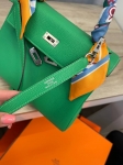 Сумка женская  Kelly, 25, PHW Togo leather Hermes Артикул LUX-110093. Вид 2