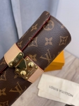 Чехол для часов и украшений Louis Vuitton Артикул LUX-110165. Вид 2