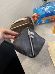 Несессер Louis Vuitton Артикул LUX-112013. Вид 3