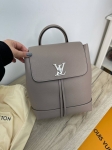 Рюкзак женский LOCKME Louis Vuitton Артикул LUX-110524. Вид 1