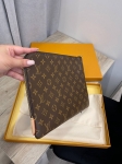Папка 31*22 см Louis Vuitton Артикул LUX-110674. Вид 3