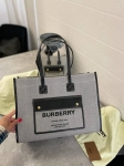  Сумка женская Burberry Артикул LUX-110830. Вид 1
