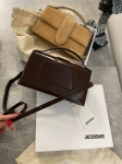 Сумка женская JACQUEMUS Артикул LUX-110836. Вид 3
