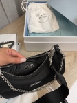 Сумка женская Prada Артикул LUX-110859. Вид 3