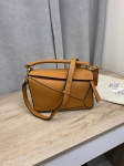 Сумка женская 24 cm Loewe Артикул LUX-110967. Вид 3