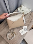Сумка женская 24 cm Loewe Артикул LUX-111309. Вид 3