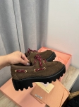 Замшевые лоферы Miu Miu Артикул LUX-111553. Вид 4