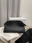 Кожаный клатч   Margaux EW The Row Артикул LUX-111560. Вид 1