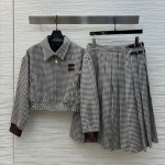  Костюм женский  Miu Miu Артикул LUX-111572. Вид 3