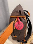 Рюкзак  Louis Vuitton Артикул LUX-111635. Вид 6