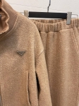 Костюм спортивный Prada Артикул LUX-111872. Вид 3