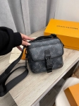 Сумка мужская Louis Vuitton Артикул LUX-112528. Вид 1