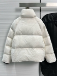 Пуховик Burberry Артикул LUX-112574. Вид 4