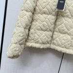 Пуховик Fendi Артикул LUX-112659. Вид 4