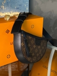 Сумка мужская  Louis Vuitton Артикул LUX-112670. Вид 2
