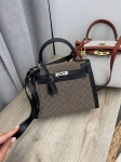 Сумка женская Kelly, 25, PHW Hermes Артикул LUX-112760. Вид 1