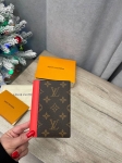 Обложка на паспорт Louis Vuitton Артикул LUX-113618. Вид 2