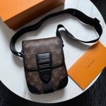 Сумка мужская Louis Vuitton Артикул LUX-113871. Вид 1