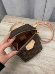 Сумка женская Louis Vuitton Артикул LUX-114017. Вид 4