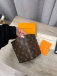 Обложка на паспорт  Louis Vuitton Артикул LUX-114021. Вид 2