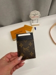 Картхолдер Louis Vuitton Артикул LUX-114030. Вид 2