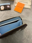 Кошелек  Louis Vuitton Артикул LUX-114164. Вид 3