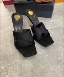 Босоножки Yves Saint Laurent Артикул LUX-114204. Вид 4