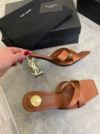 Босоножки Yves Saint Laurent Артикул LUX-114203. Вид 3