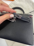 Сумка женская  Kelly mini PHW, Chevre Hermes Артикул LUX-114326. Вид 3