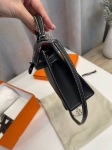 Сумка женская  Kelly mini PHW, Chevre Hermes Артикул LUX-114326. Вид 4