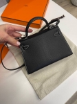 Сумка женская  Kelly mini PHW, Chevre Hermes Артикул LUX-114326. Вид 5