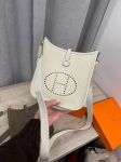 Сумка женская  Evelyne mini Hermes Артикул LUX-114426. Вид 1