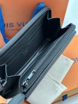 Клатч  Louis Vuitton Артикул LUX-114483. Вид 2