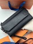 Клатч  Louis Vuitton Артикул LUX-114483. Вид 1
